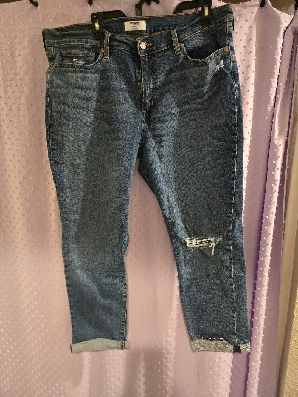 Denizen from Levi's Dark Blue Distressed Cropped Jeans